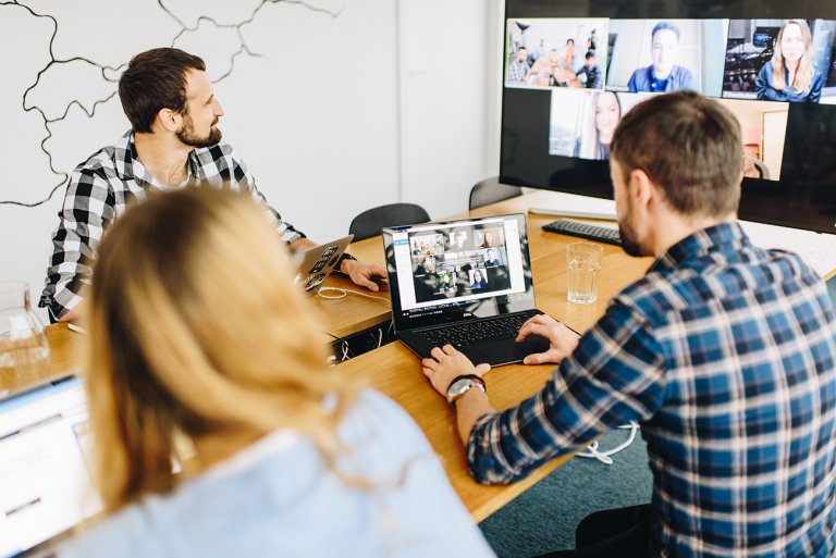 How to Master Hybrid Meetings 22 Best Practices Slido Blog